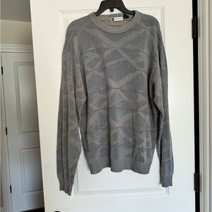 BACHRACH SWEATER